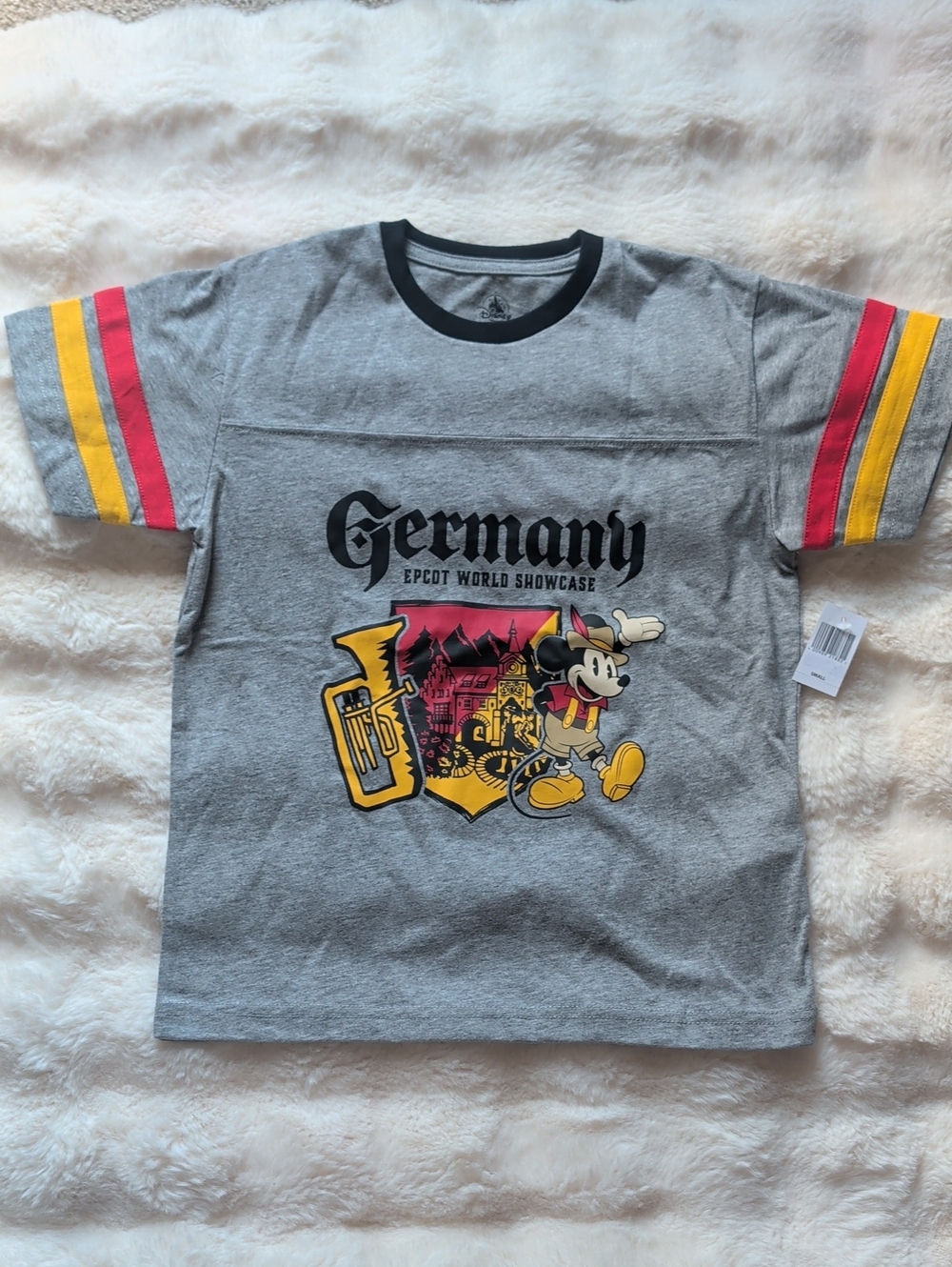🎉 2 for $20 🎉 Disney Gray Germany Mickey Mouse Tee Epcot World Showcase